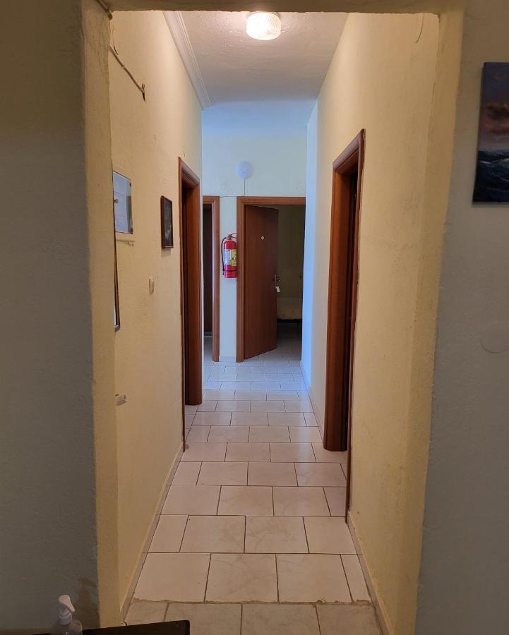 Athanasiadis Studios Vrasná Exteriér fotografie